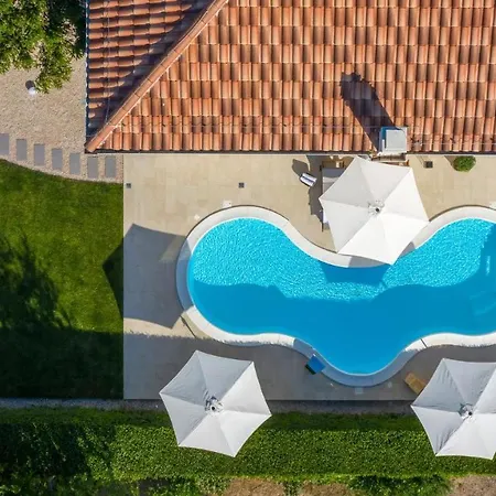 Amare Villa *
